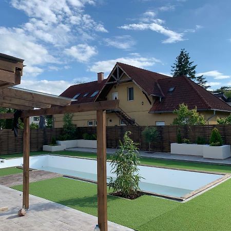 Silver Lounge Шиофок Экстерьер фото